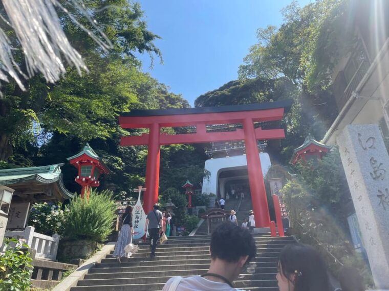 kanagawa-shopping-and-historical-tour-in-enoshima-island