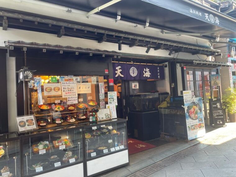 kanagawa-shopping-temple-visit-tour-in-enoshima-island