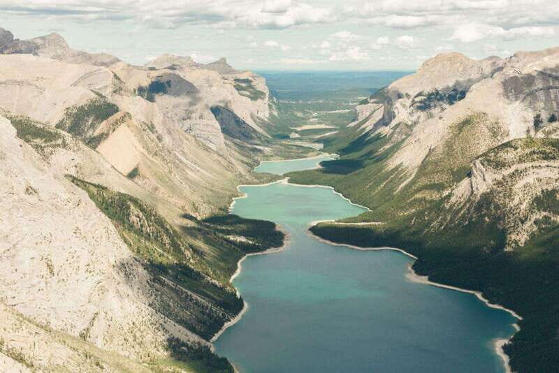 Kananaskis: 30-Minute Heli Tour of Minnewanka Lake and Banff - Is the Price Worth It?
