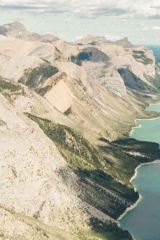 kananaskis-30-minute-heli-tour-of-minnewanka-lake-and-banff