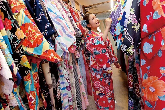 kanazawa-6-hr-private-guided-tour-kimono-experience