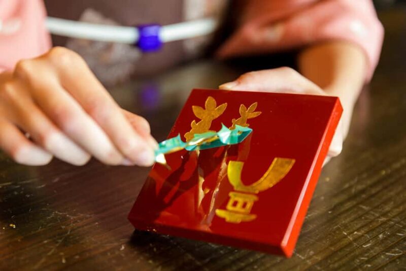 Kanazawa: Gold Leaf Craft Workshop in Higashi Chaya - Exploring the Gold Leaf Craft Workshop in Higashi Chaya