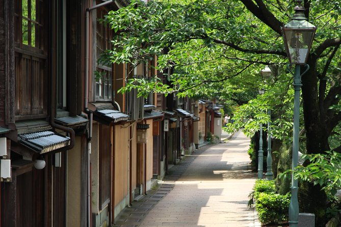 kanazawa-half-day-tour-private-guide