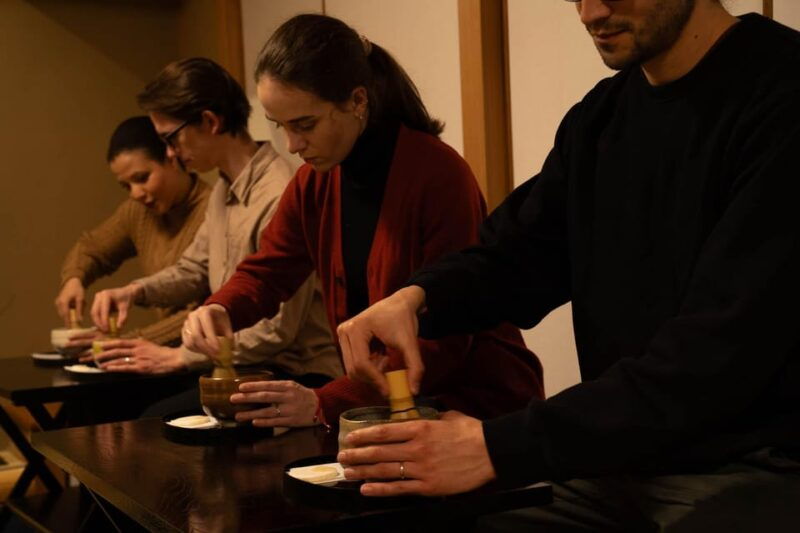 kanazawa-kenrokuen-tea-ceremony-experience