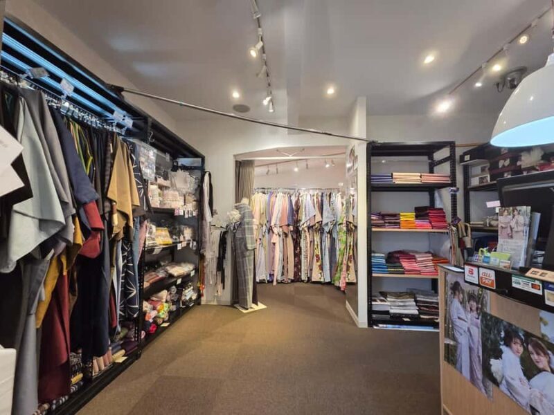 Kanazawa: Kimono Rental, Kenrokuen, and Castle Tour - The Value of the Experience