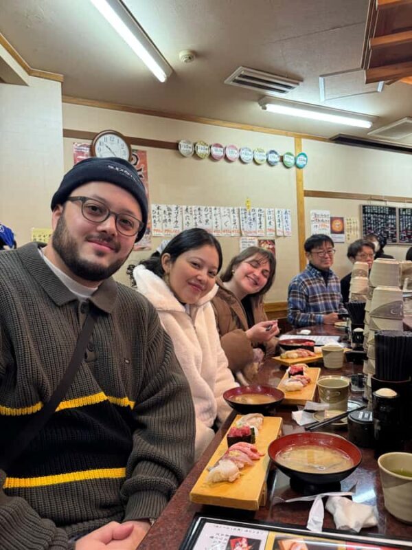 Kanazawa: Omicho Market & Higashi Chaya Food & Sake Tour - Authentic Experiences Reported by Guests