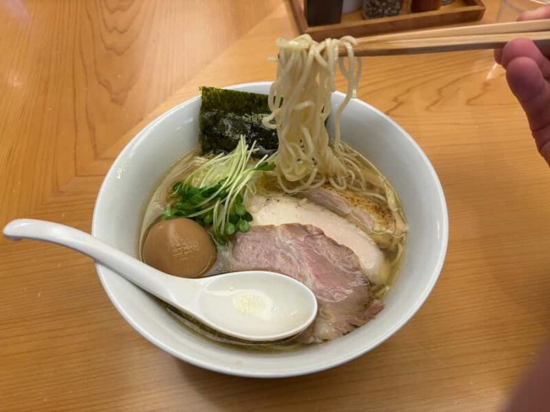 Kanazawa: Omicho Market Tour with Ramen Tasting - The Itinerary Breakdown
