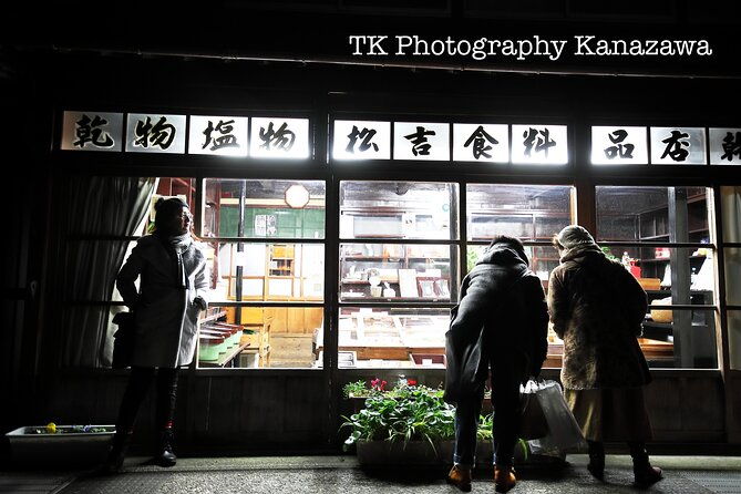 kanazawa-private-night-photoshoot-by-professional-photographer