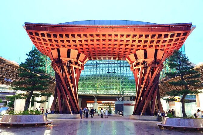 kanazawa-private-tour-with-guide-op-bullet-train-ticket