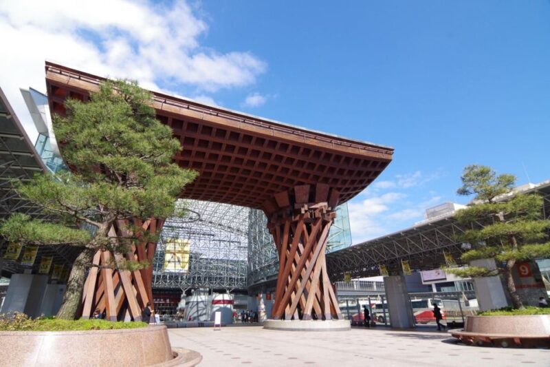 Kanazawa: Private Tour with Local Guide - What’s Included and What You’ll Need to Budget For