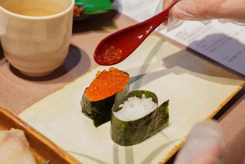 Kanazawa: Sushi Making Experience at Oumicho Market - Who Should Consider This Tour?