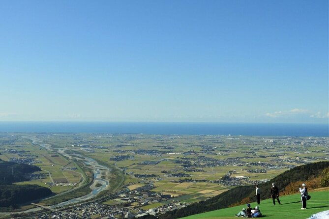 kanazawa-temples-panoramic-landscape-views-and-butterflies