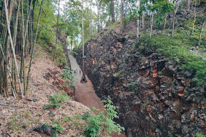 Kanchanaburi Tour Hellfire Pass History tour - What Past Travelers Say