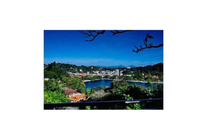kandy-all-inclusive-city-tour-by-tuk-tuk