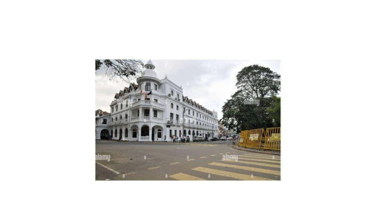 kandy-all-inclusive-city-tour-by-tuk-tuk