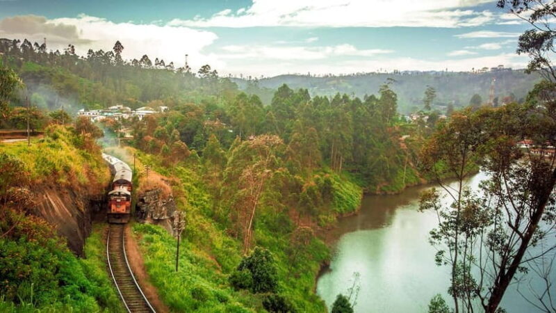 Kandy: All-Inclusive One Night Stay & Train Ride to Ella - The Experience in Detail