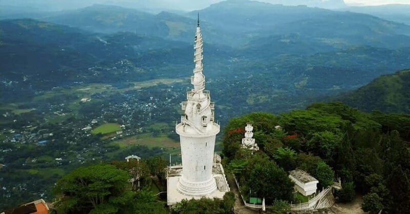 kandy-ambuluwawa-heights-tuk-tuk-tour-with-guide