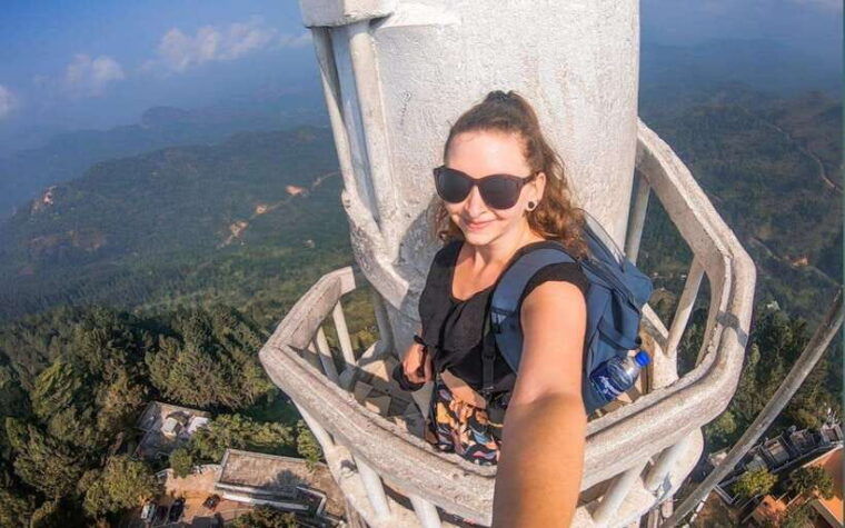 kandy-ambuluwawa-tower-pinnawala-and-kandy-full-day-tour