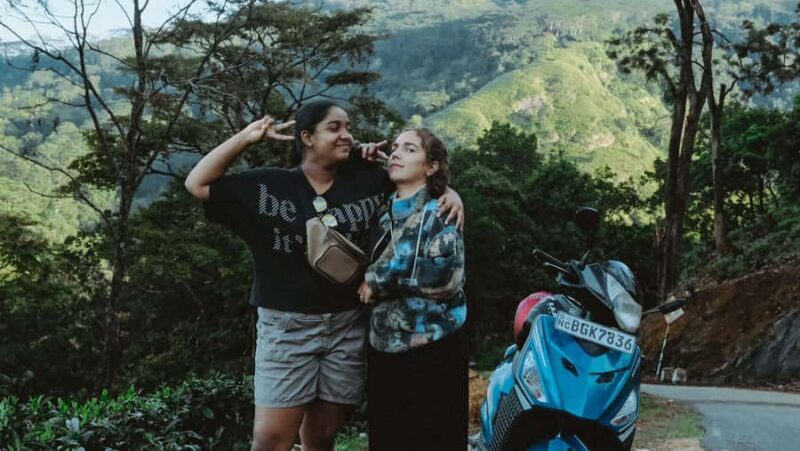 Kandy: Ambuluwawa Tower, Temples, and Tea Factory Tour - An In-Depth Look at the Tour Experience