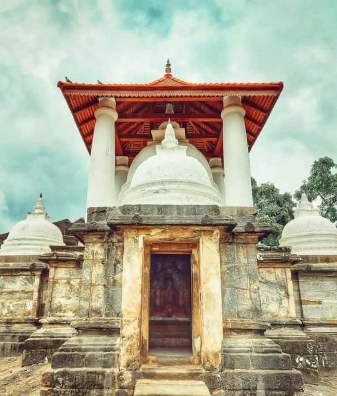 Kandy: Carvings, Stone Temples & Sacred Rituals Day Tour - FAQ