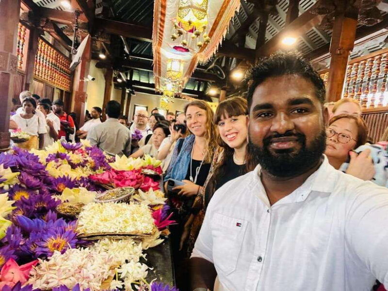 kandy-city-day-tour-from-colombo-negombo-or-katunayake