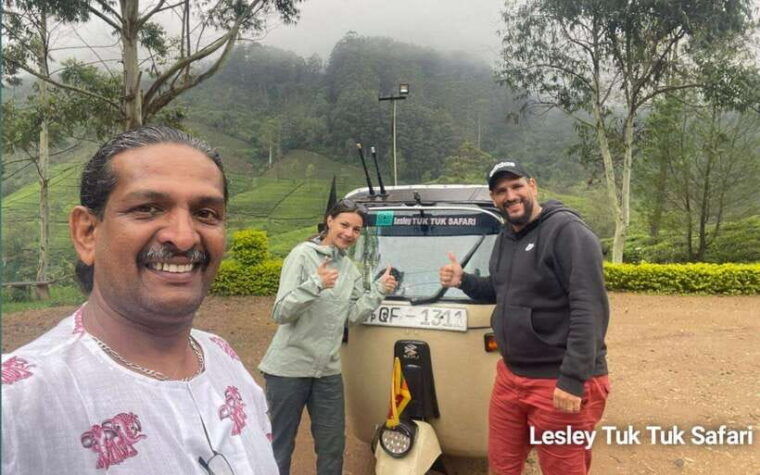 kandy-city-explore-with-lesley-by-tuk-tuk