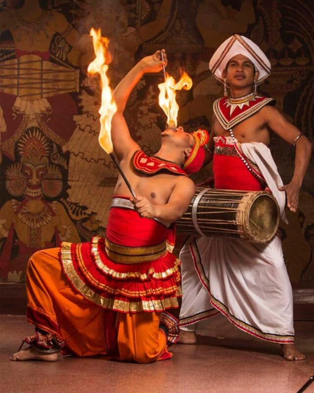 Kandy City Tour: Private Guided Tour of the City by Tuk-Tuk - Key Points