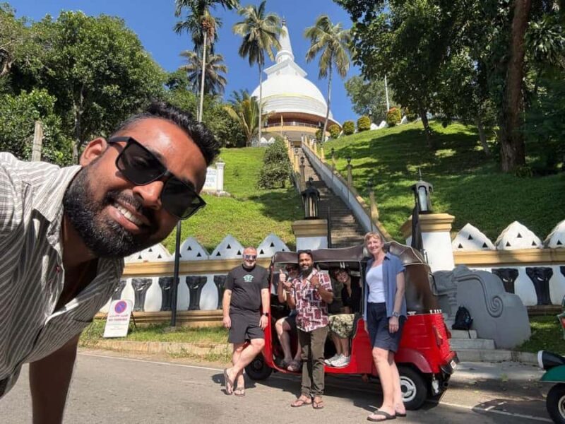 Kandy: Colonial History, War Cemetery & Royal Gardens Tour - Practical Tips for Your Tour