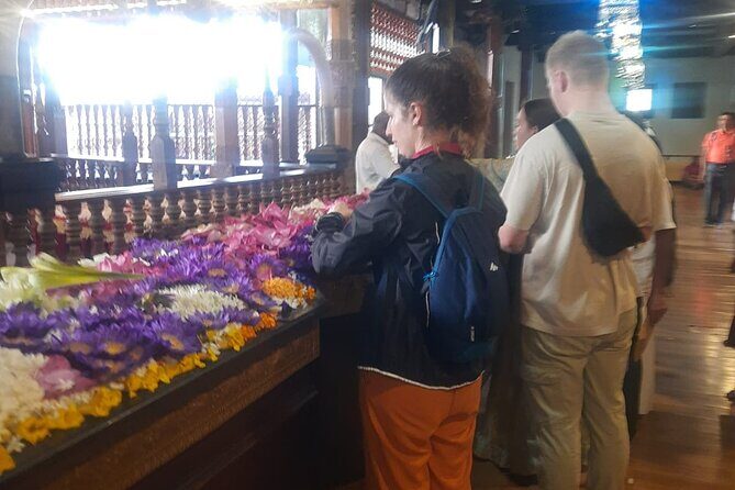 Kandy Full Day Tour from Colombo and Negombo and CMB Airport - Frequently Asked Questions