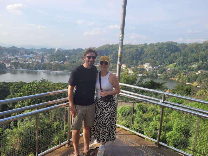 kandy-guided-city-tour-by-tuk-tuk-2