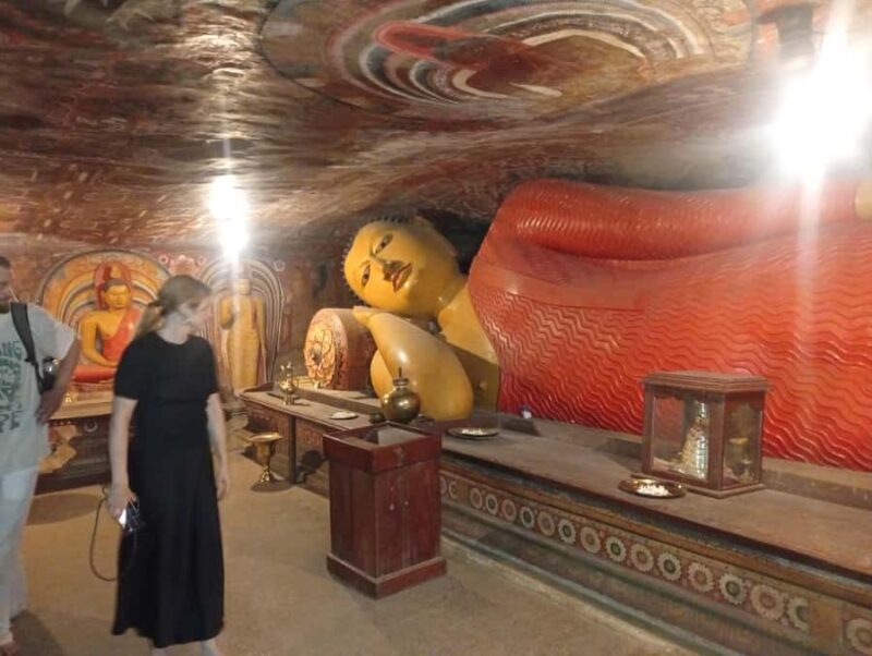 Kandy: Hidden Temples & Cultural Highlights by Tuk Tuk - An Introduction to the Kandy Adventure