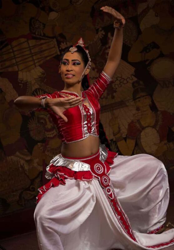 Kandy Lake Club Cultural Dance Show Experience - FAQs