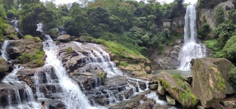 Kandy: Nuwara Eliya Transfer with Tea Factories & Falls - Key Points