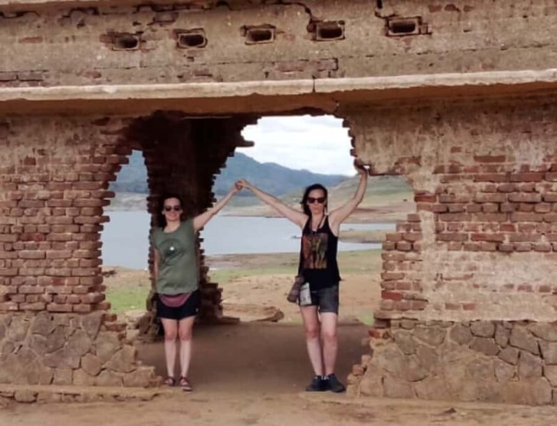 Kandy: Pettigala Hike, Waterfalls & Massage by Tuk Tuk - Practical Details & What to Expect