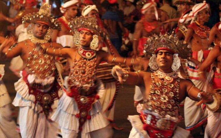 kandy-private-city-tour-with-local-guide