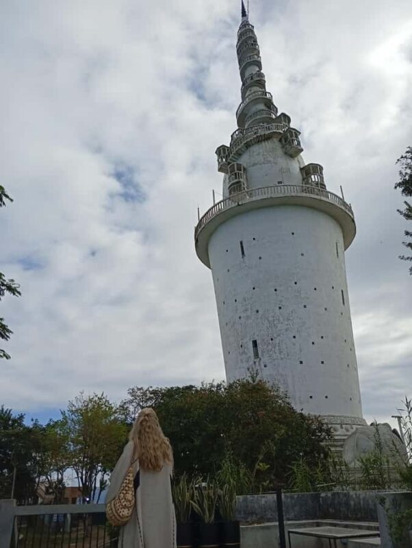 Kandy: Tea estate Factory & Waterfalls, Ambuluwawa tour - A Deep Dive into the Day’s Highlights