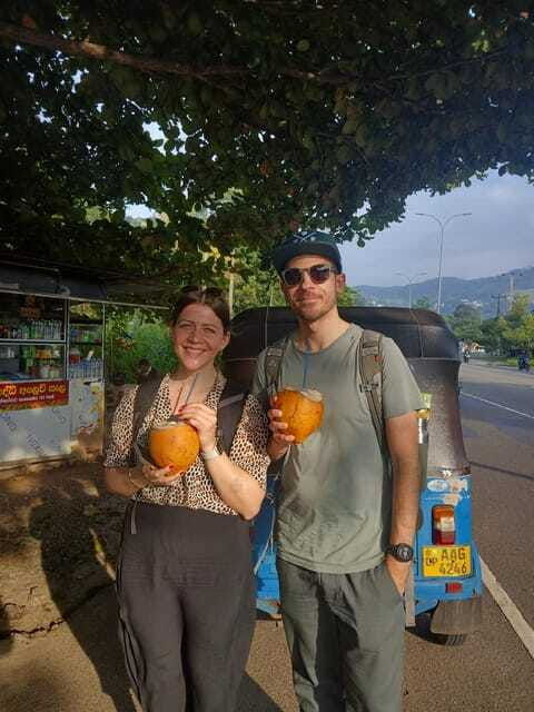 kandy-to-ambuluwawa-full-day-tour-by-tuk-tuk-like-a-local