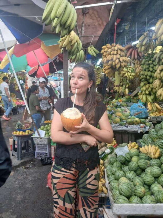 kandy-to-ambuluwawa-full-day-tour-by-tuk-tuk-like-a-local