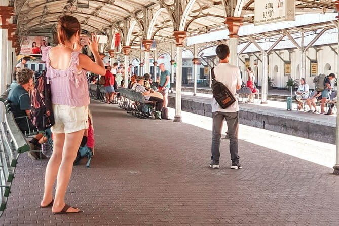 Kandy to Nanu Oya train ride on (Train No: 1005 "Podi Menike") - Authentic and Comfortable: Who This Experience Is For