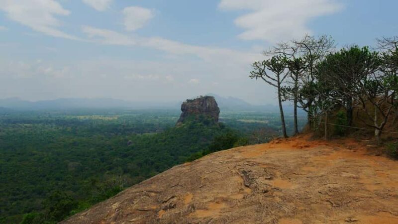 Kandy to Negombo: Sigiriya & Dambulla Day Trip - Key Points