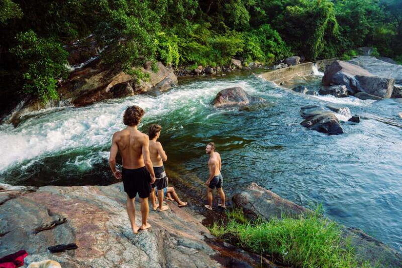 kandymeemure-knuckles-range-guided-small-group-hike