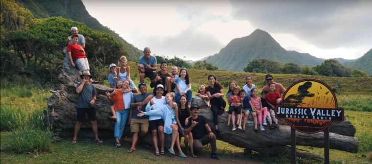 kaneohe-kualoa-ranch-hollywood-film-locations-tour-by-bus