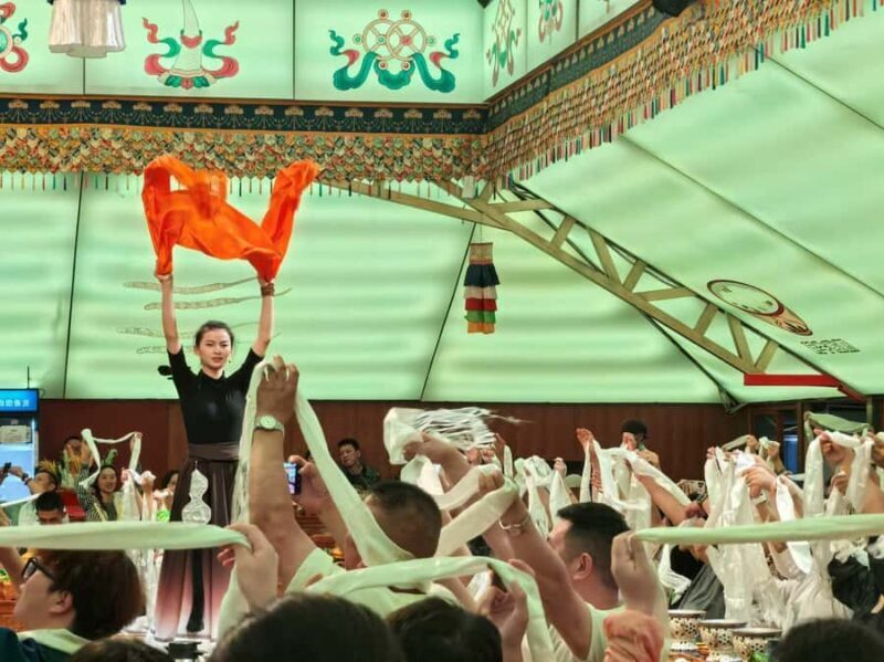 Kangzan Chieftain Feast, Shangri-La, Yunnan - Key Points