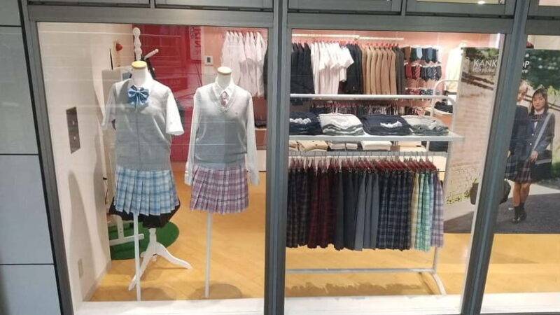Kanko Shop School Uniform Rental in Harajuku - An In-Depth Look at the Uniform Rental Experience