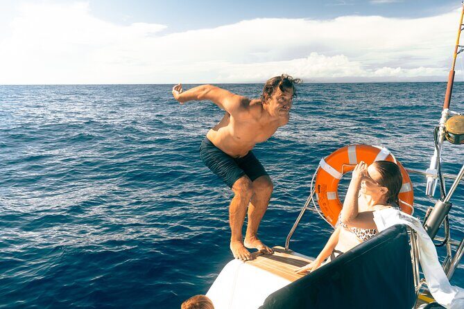 Kanoa Yacht Charter: 2-Hour Sail off Waikiki - Who Would Love This Tour?