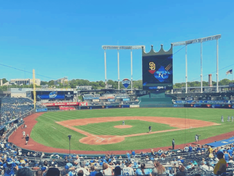 kansas-city-royals-baseball-game-at-kauffman-stadium