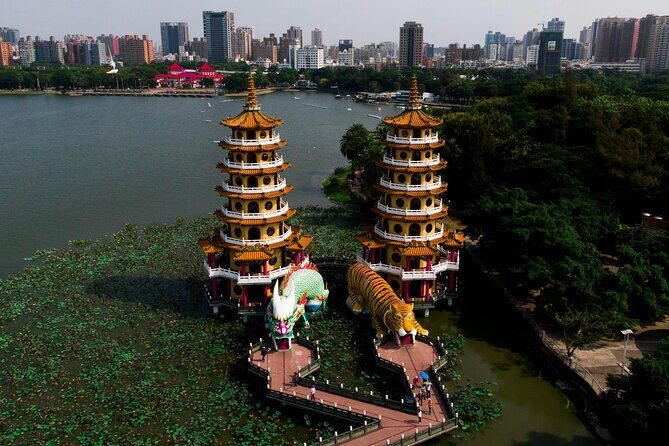 Kaohsiung Private Tour with English-speaking driver - What’s Included and What’s Not