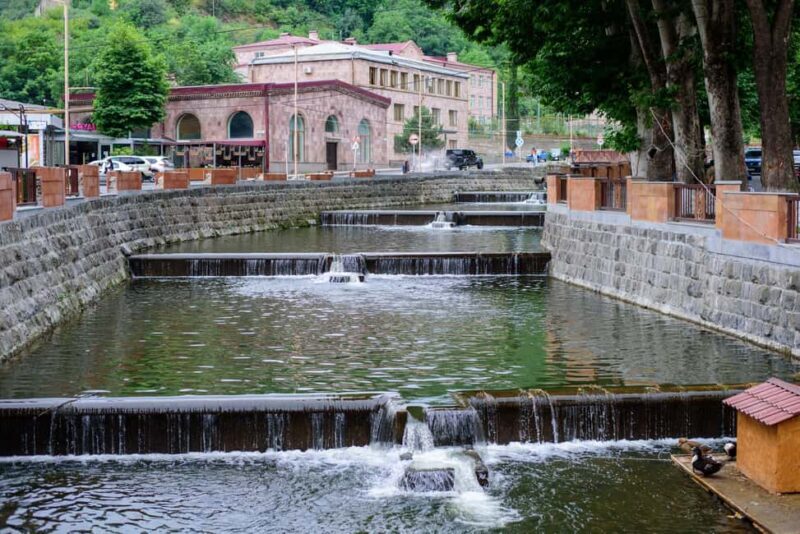 Kapan Walking Art Tour - Key Points