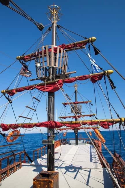 Kardamaina: 2 Islands Cruise to St.Antonios, Yali with BBQ - Second Stop: Yali Island – Volcanic Landscapes and a Feast