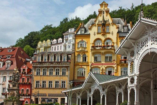 karlovy-vary-day-trip-from-prague-with-lunch